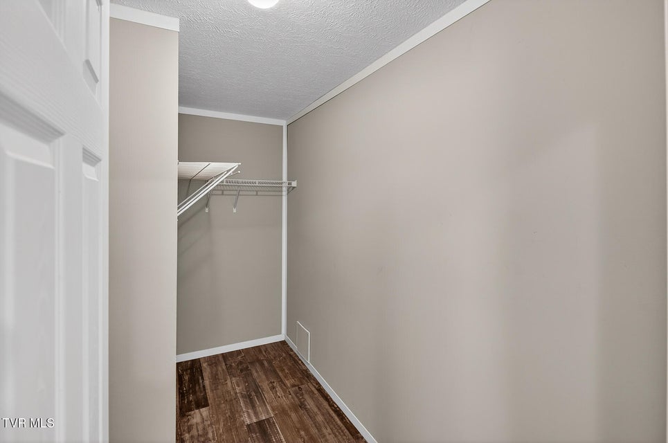 Photo #26: 822 Sunlight Road