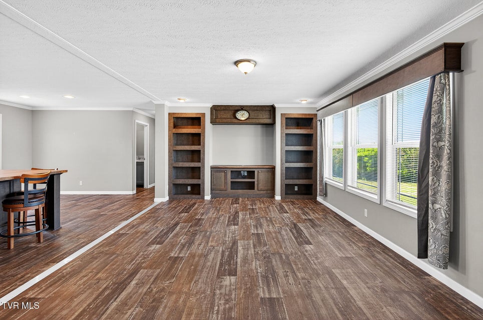 Photo #9: 822 Sunlight Road