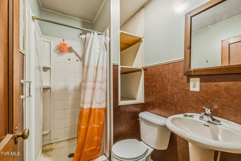 Photo #16: 235 House Road