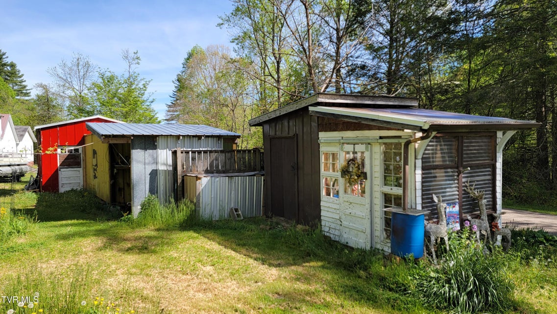 Photo #25: 2012 Ackerson Creek Road