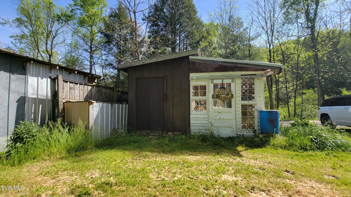 Photo #26: 2012 Ackerson Creek Road