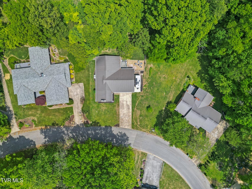 Photo #33: 1231 Tanglewood Drive