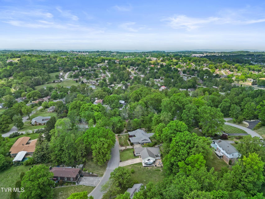 Photo #29: 1231 Tanglewood Drive