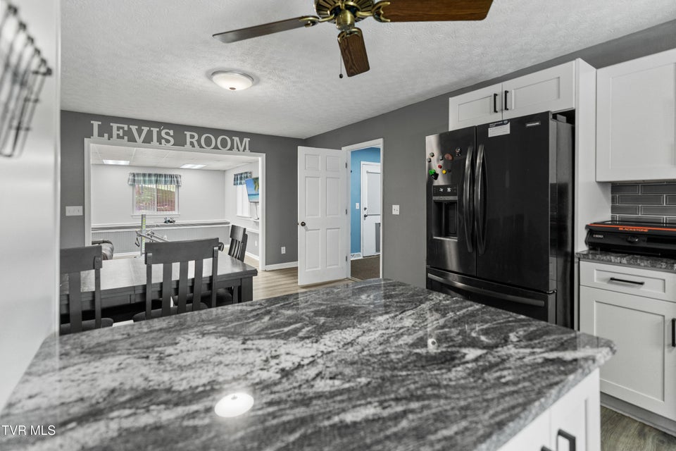 Photo #6: 1231 Tanglewood Drive