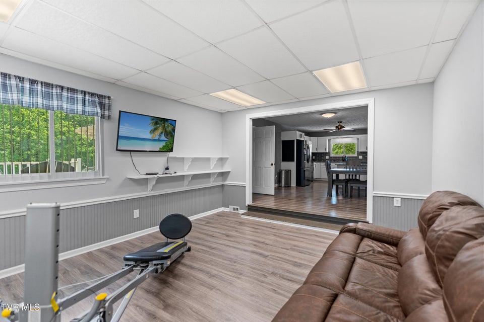 Photo #7: 1231 Tanglewood Drive