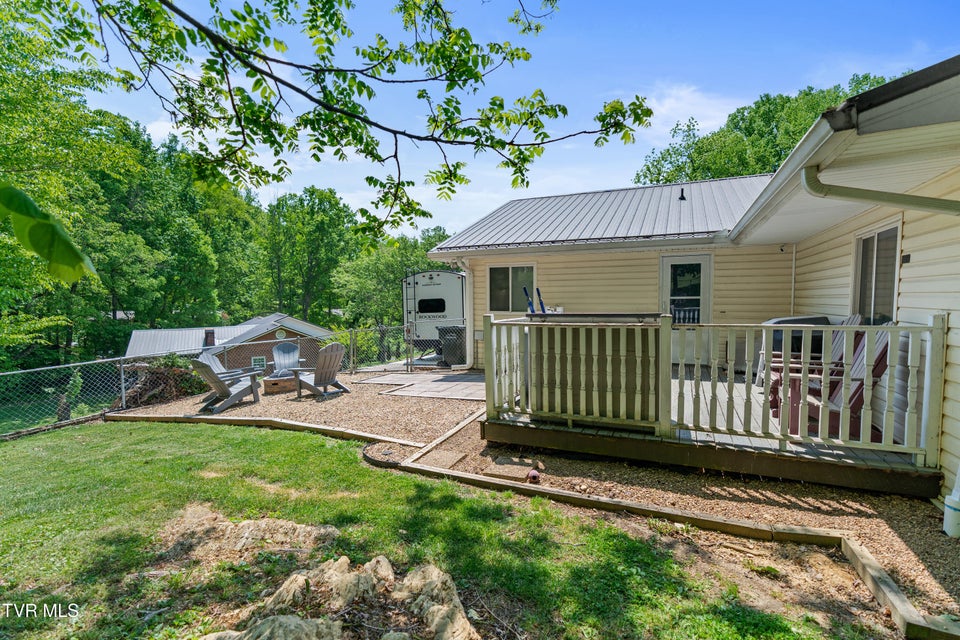 Photo #10: 1231 Tanglewood Drive