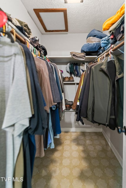 Photo #15: 1231 Tanglewood Drive