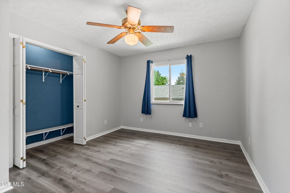 Photo #21: 1231 Tanglewood Drive