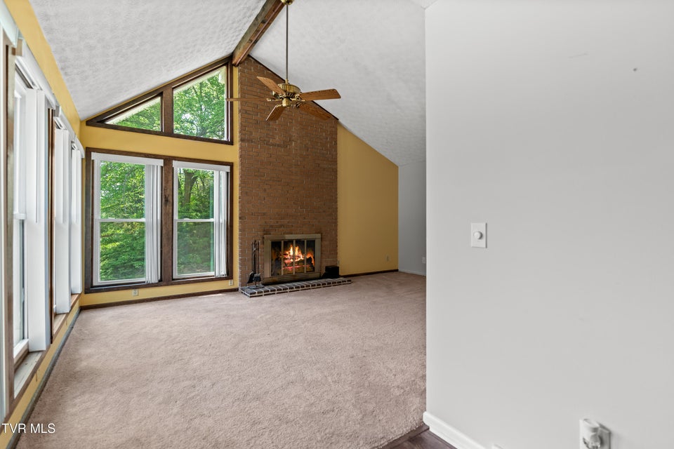 Photo #22: 1231 Tanglewood Drive