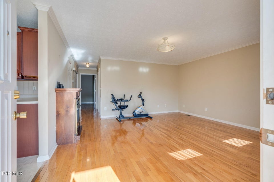 Photo #5: 610 Race Street