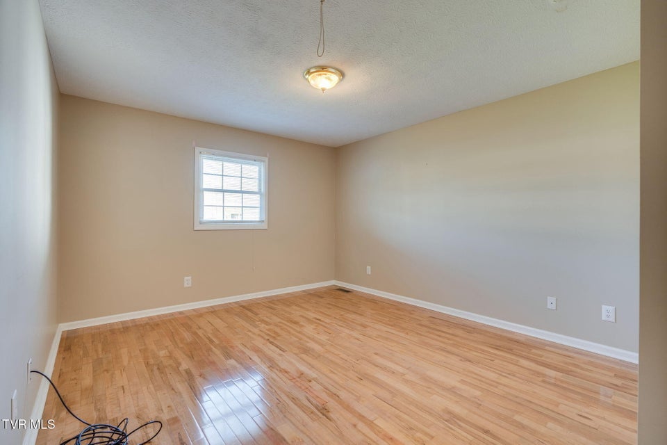 Photo #18: 610 Race Street