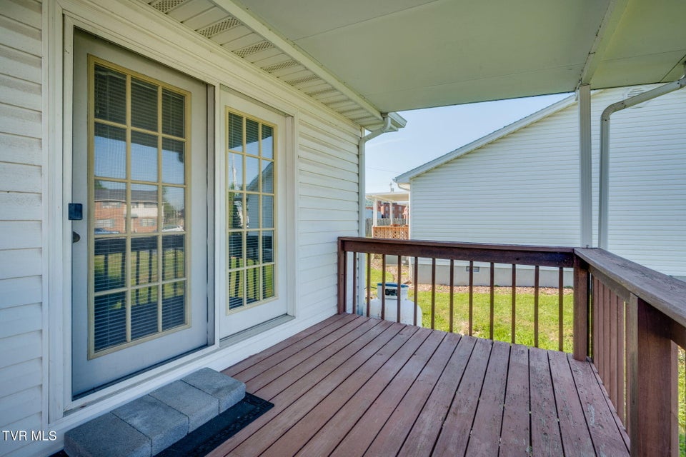 Photo #24: 610 Race Street