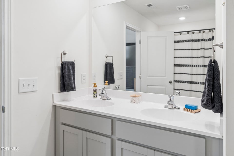 Photo #32: 5142 Wildlife Circle