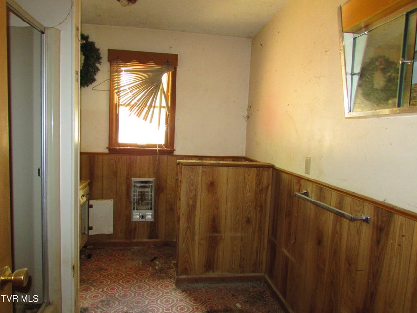 Photo #8: 859 Highway 91 