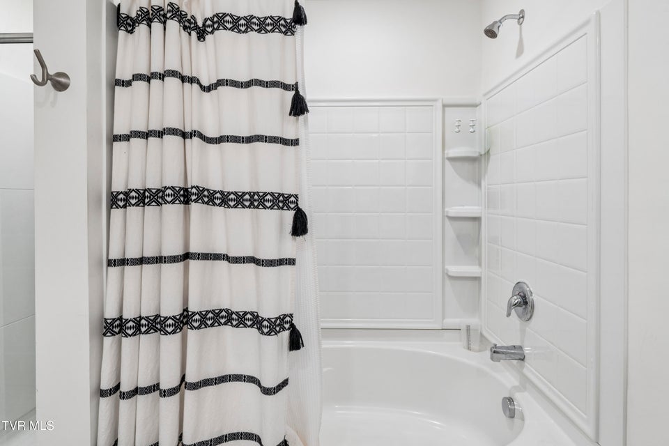 Photo #33: 5142 Wildlife Circle