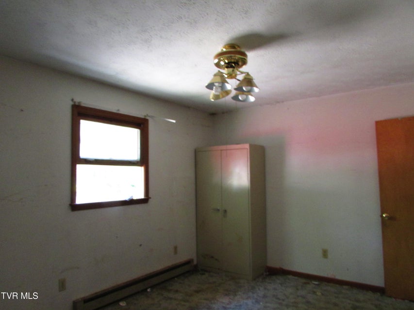 Photo #10: 859 Highway 91 