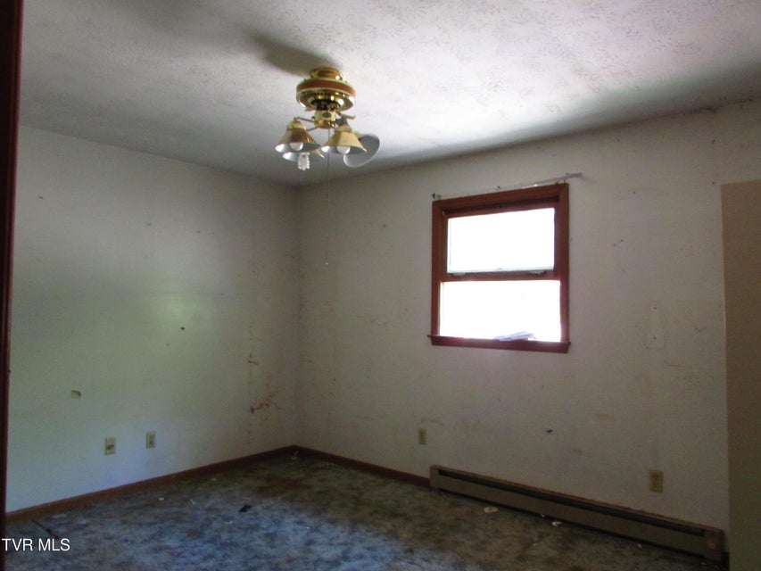 Photo #11: 859 Highway 91 