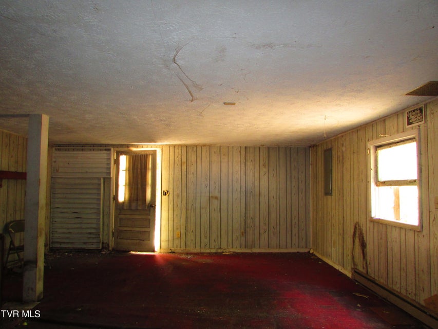 Photo #14: 859 Highway 91 