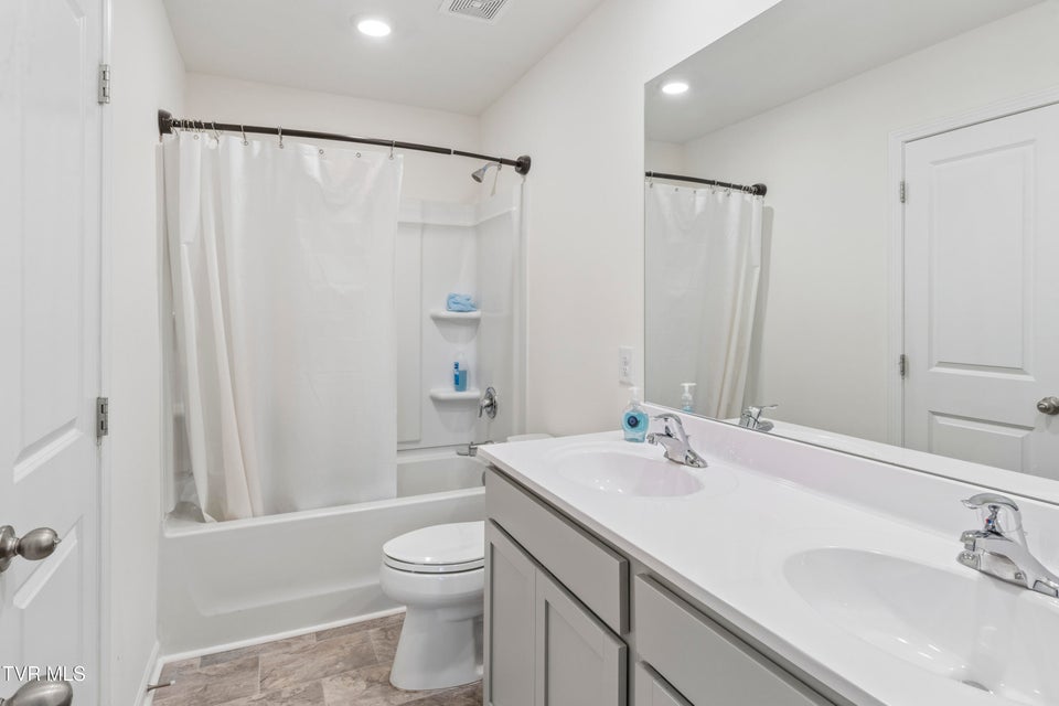 Photo #44: 5142 Wildlife Circle