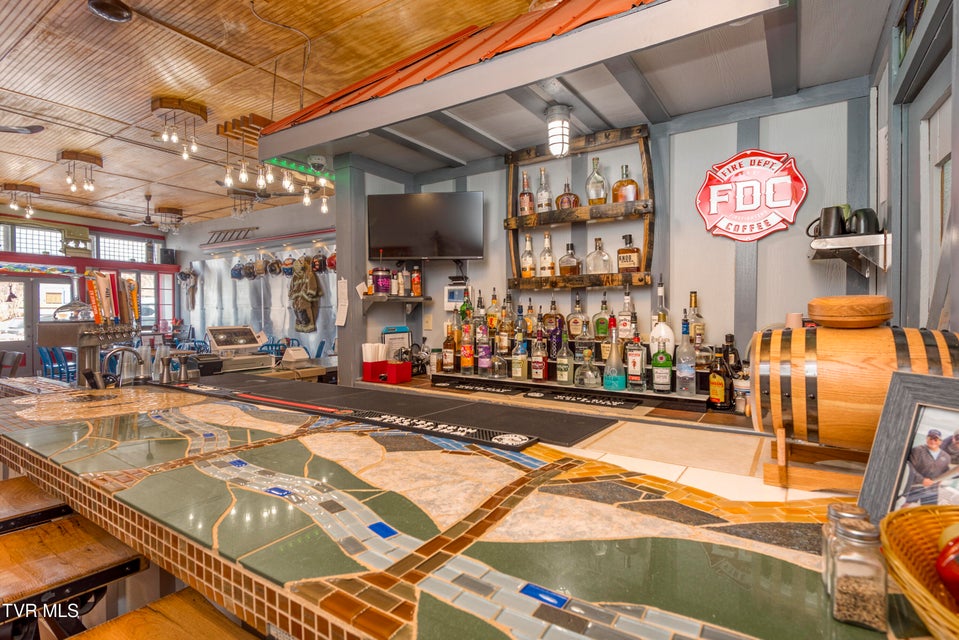 Photo #7: 139 Town Square Street