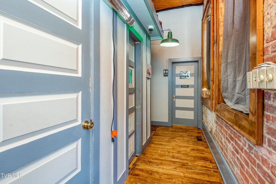 Photo #19: 139 Town Square Street