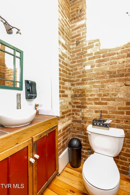 Photo #21: 139 Town Square Street