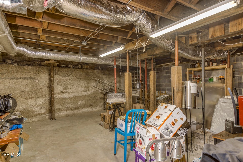 Photo #25: 139 Town Square Street