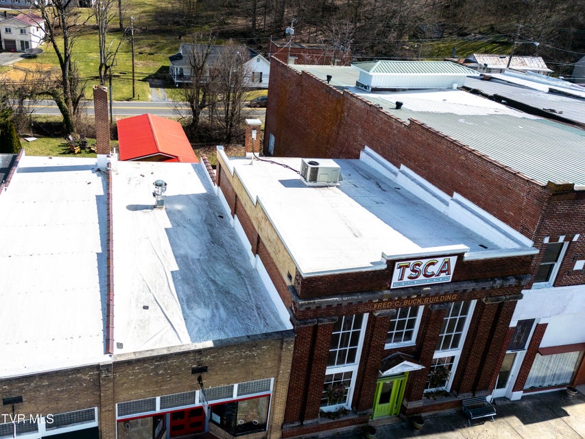 Photo #27: 139 Town Square Street