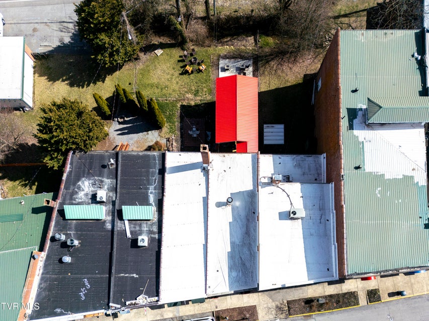 Photo #33: 139 Town Square Street