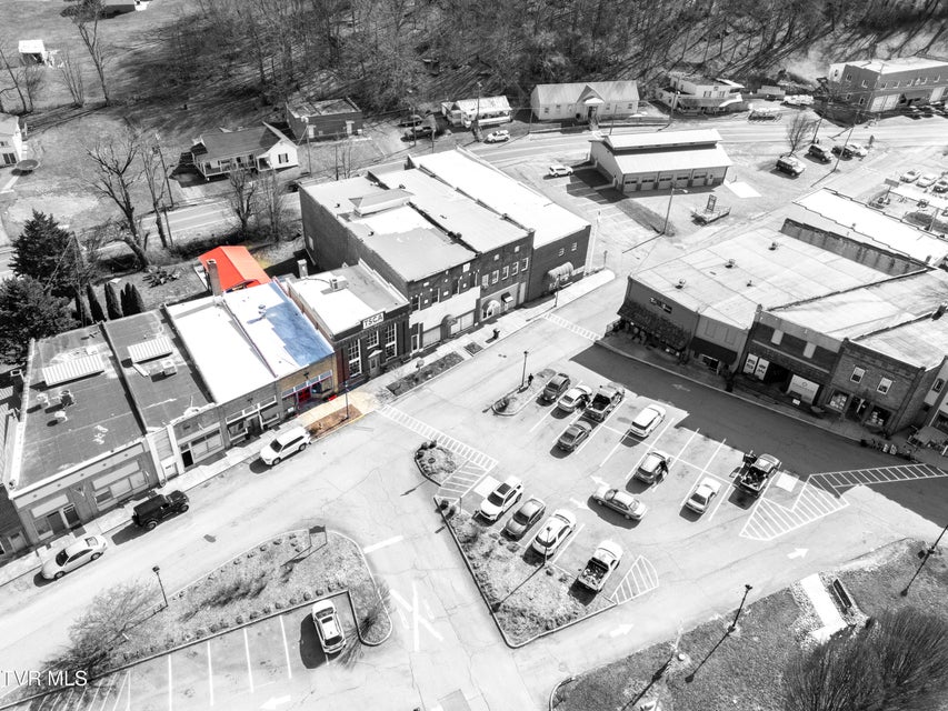 Photo #36: 139 Town Square Street