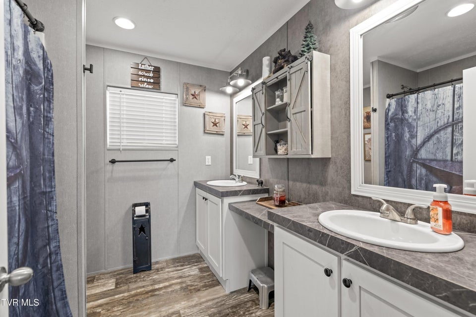 Photo #18: 103 Hidden Estates Way