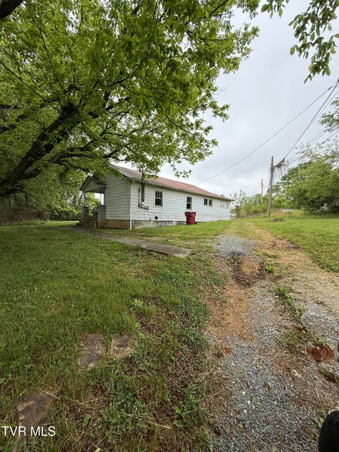 Photo #6: 1007 Embreville Road