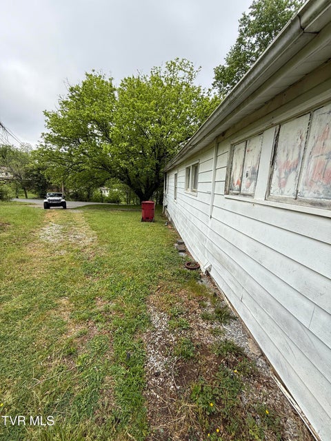 Photo #13: 1007 Embreville Road