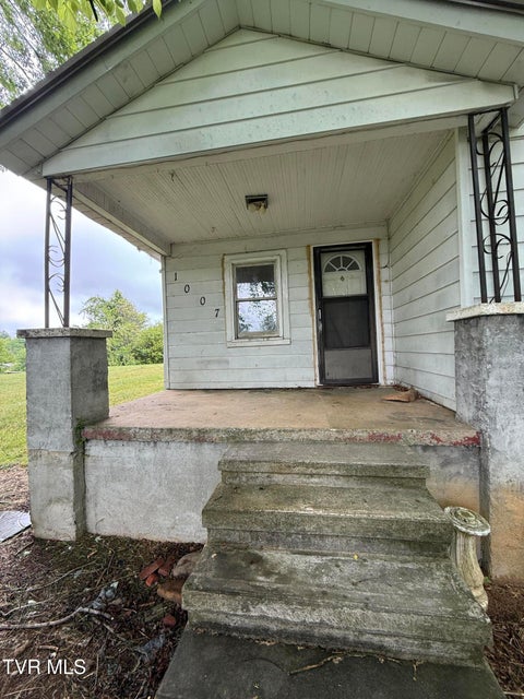 Photo #4: 1007 Embreville Road