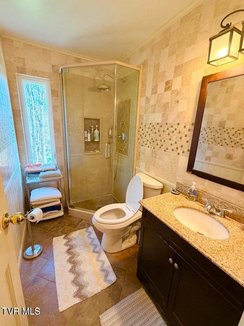 Photo #18: 121 Beverly Avenue