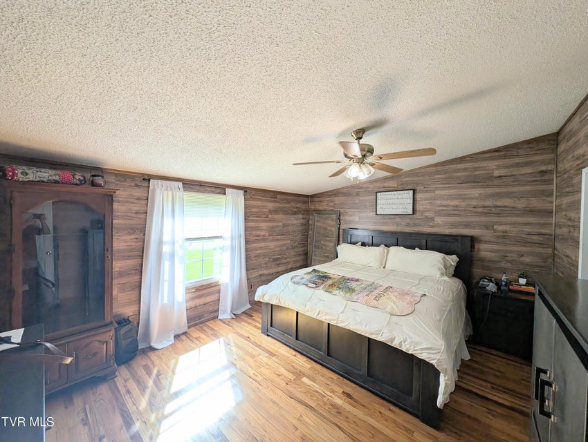 Photo #35: 1910 Dc Caney Ridge Road