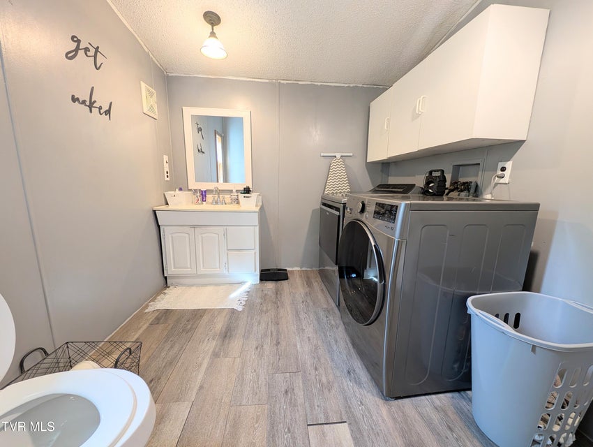 Photo #38: 1910 Dc Caney Ridge Road