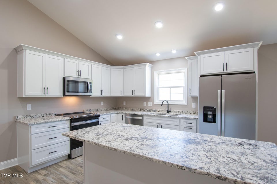 Photo #8: 17150 Sedona Drive