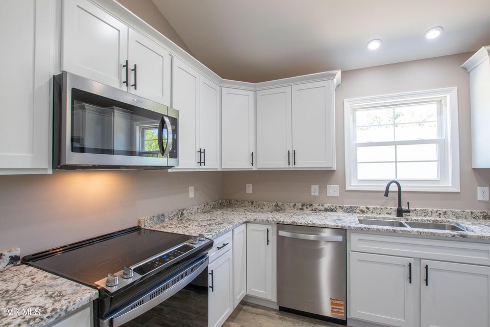 Photo #11: 17150 Sedona Drive