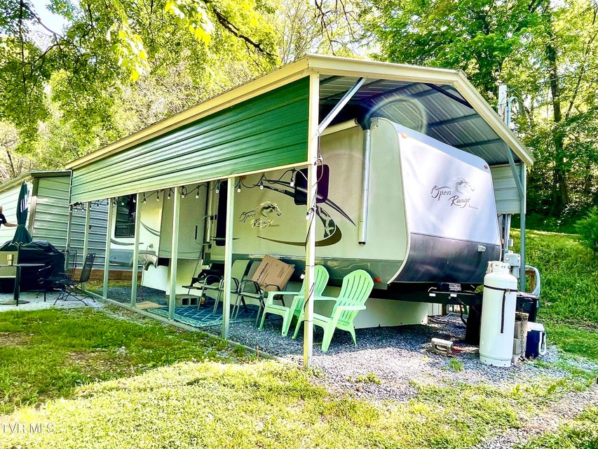 Photo #40: 105 Copper Creek Road