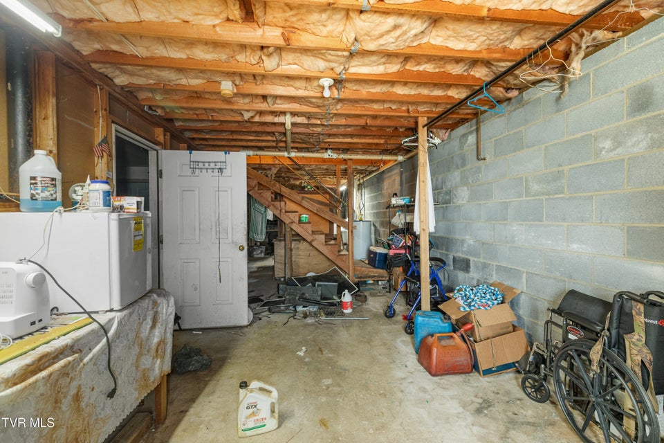 Photo #18: 3013 Buckingham Road