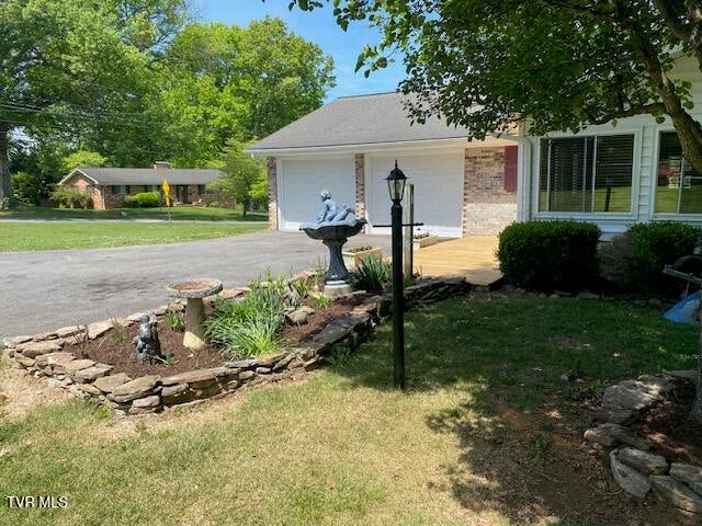 Photo #7: 1700 Tee Court