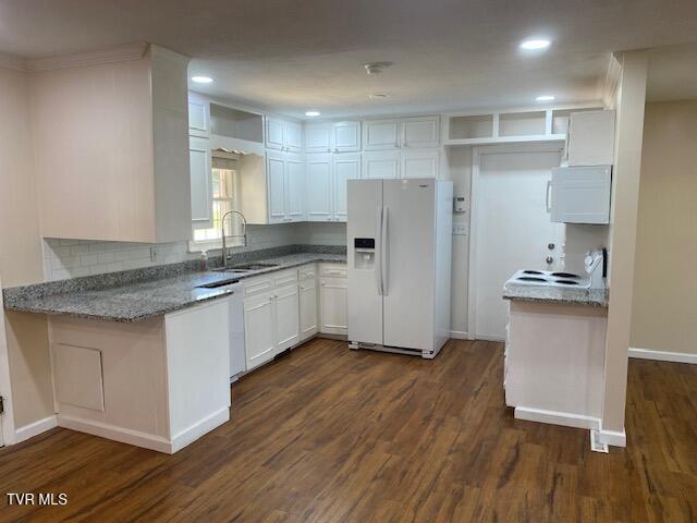 Photo #18: 1700 Tee Court