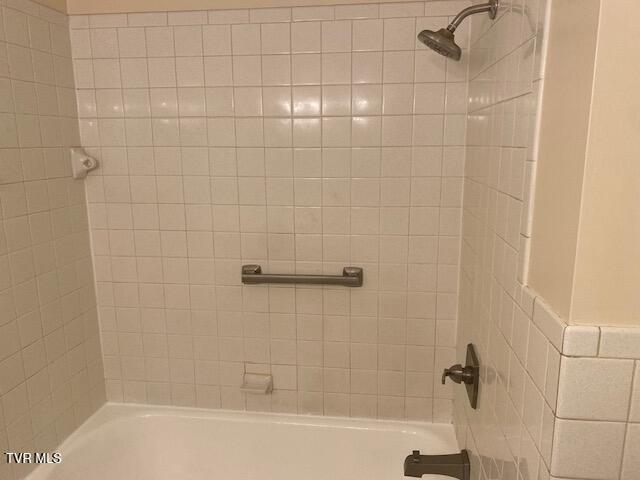 Photo #29: 1700 Tee Court