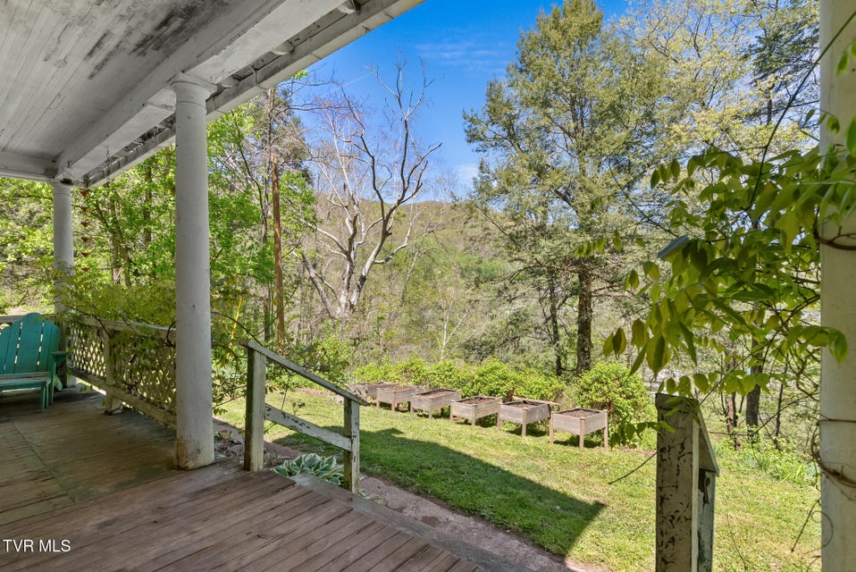 Photo #5: 2170 Saltville Highway