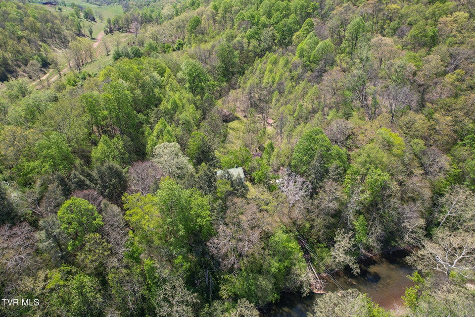 Photo #38: 2170 Saltville Highway