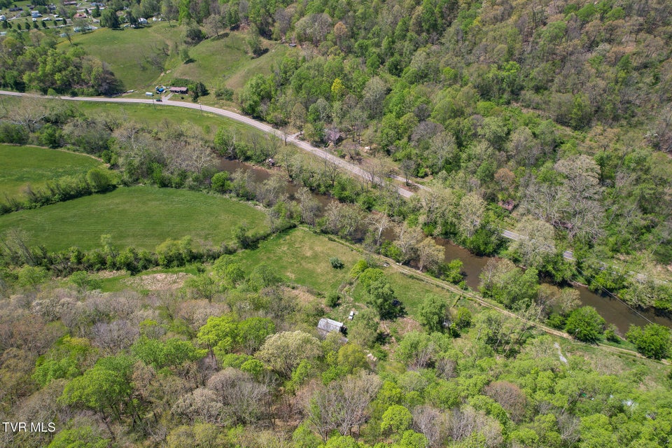 Photo #43: 2170 Saltville Highway