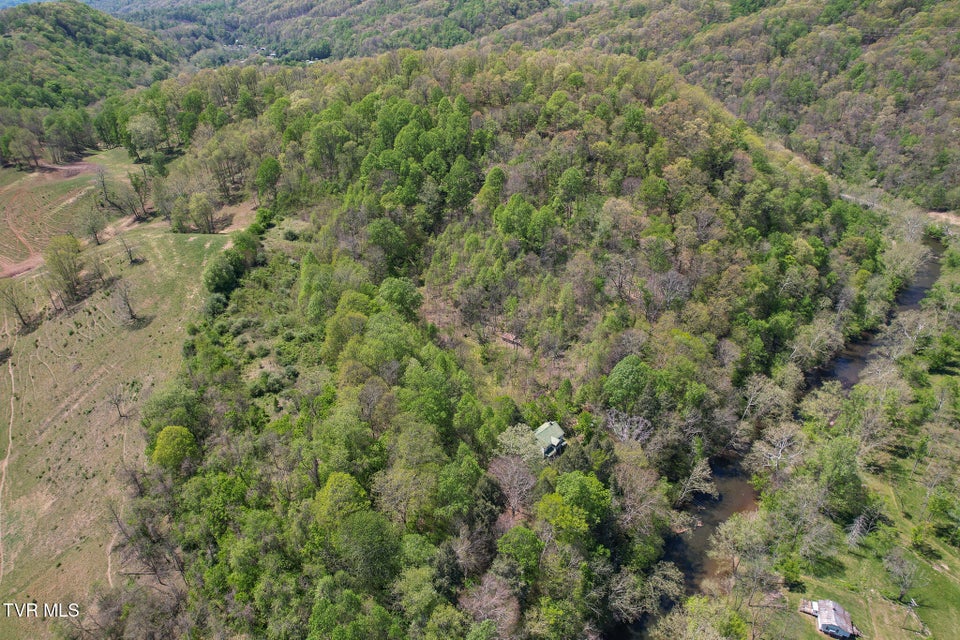 Photo #49: 2170 Saltville Highway