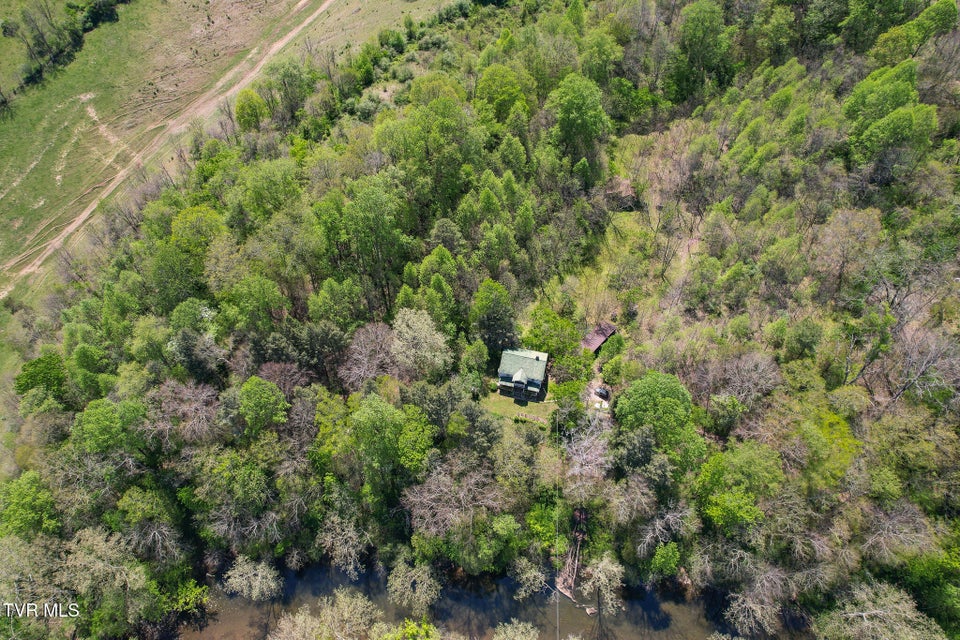 Photo #51: 2170 Saltville Highway