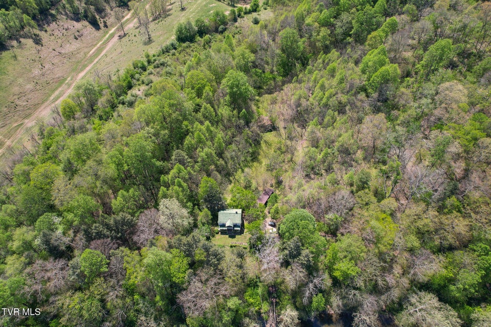 Photo #52: 2170 Saltville Highway